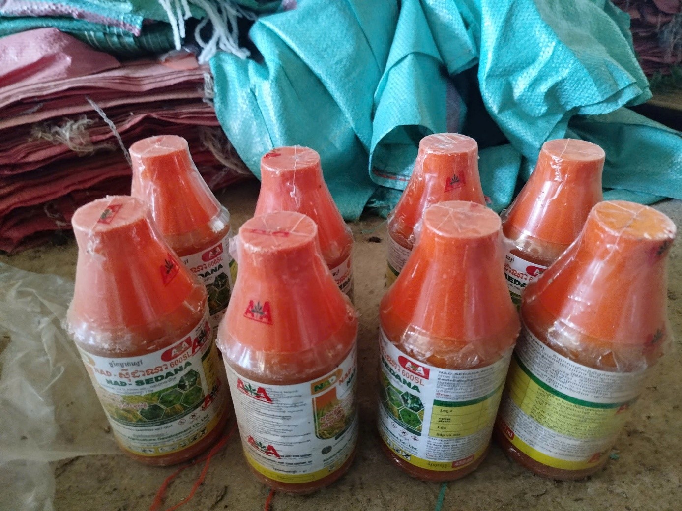 Quảng Ngãi: Phát hiện, kiểm tra và xử lý một hộ kinh doanh có hành vi Buôn bán thuốc bảo vệ thực vật không có tên trong Danh mục thuốc bảo vệ thực vật được phép sử dụng tại Việt Nam